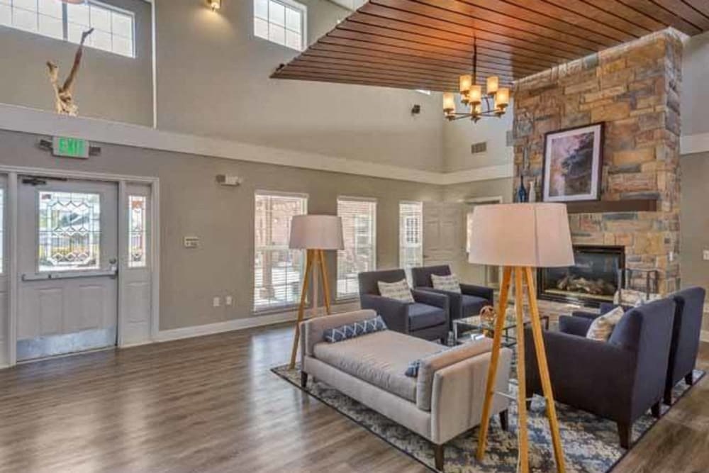 Cloverbasin Village Image 8